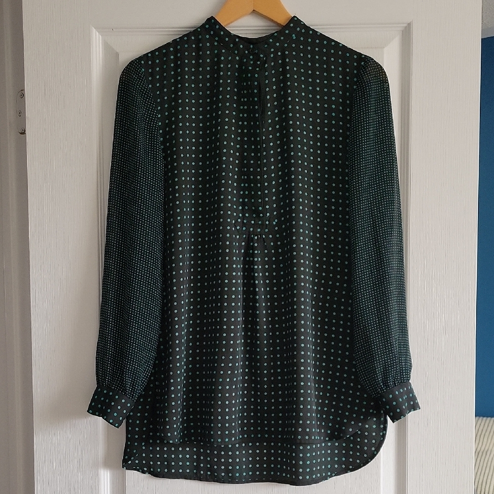 Anne Klein Black w Green Polka Dots Madarin Collar Sheer Sleeve Blouse